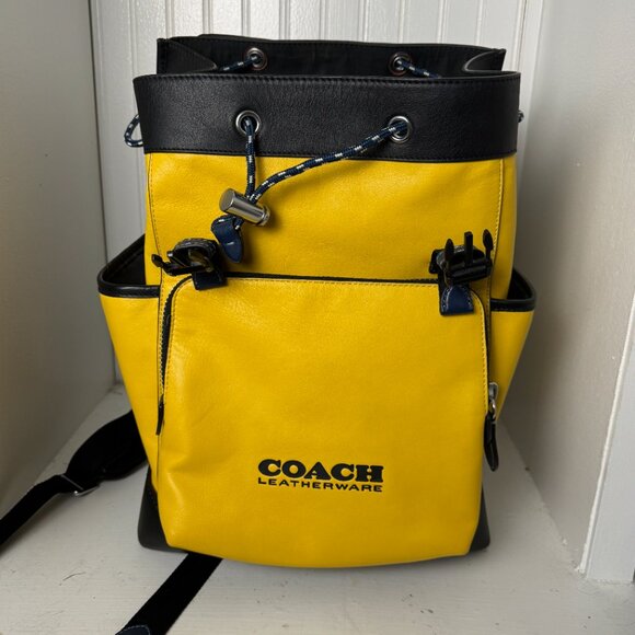 Yellow Coach Backpack | League Flap Backpack In Colorblock | Canary Yellow Navy - Picture 3 of 7
